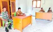 Jalin Keakrapan Babinsa Koramil 1312-05/Essang, Sertu Herman Tahe Lakukan Komsos dengan Masyarakat diwilayah Binaan