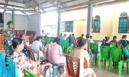 Babinsa Koramil 1312-01/Kabaruan Sertu Paulus Sensanen Laksanakan Pengamanan Ibadah Sentral Mingguan di Gereja Germita Matambuwun Pantuge