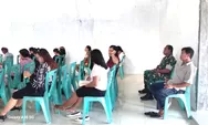 Pelihara Toleransi, Babinsa Sereh Serka Alton Gumolung Dampingi Warga Binaan Laksanakan Ibadah Minggu