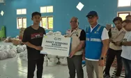 Hadirkan Semangat Baru Bagi Warga Terdampak Banjir, PLN UP3 Gorontalo Salurkan 535 Paket Sembako di Lima Desa di Gorontalo Utara