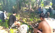 Babinsa Desa Bulude Bantu Masyarakat Olah Buah Kelapa, Pererat Silaturahmi dan Dukung Ekonomi Warga
