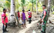 Babinsa Koramil 05/Essang Gelar Komsos Bersama Petani Kelapa