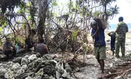 Dukung Kelancaran Pembangunan Sumur Bor, Satgas TMMD Angkut Material Batu di Desa Peret