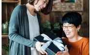 15 Rekomendasi Hadiah Spesial untuk Hari Ibu 2023, Cinta Tanpa Batas Tak Harus Mahal