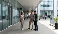 Sepatu Lari DIpakai Untuk Kerja Kantoran? Pahami Sejumlah Hal Ini Lebih Dulu Supaya Tidak Merugikan Performa Larimu!