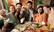 Malas Pulang Telat, Hampir 16% Karyawan Lebih Suka Kumpul bareng Tim di Jam Makan Siang