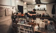 Kisah Kedai Kopi Sederhana di Pemukiman Padat Jogja, Tanpa Akses Mobil, Tanpa WiFi, Didatangi Banyak Turis Asing