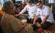 Seorang Lansia Jatuh di Pengungsian, Taj Yasin Minta Langsung Dilakukan Rontgen