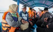 2,5 Jam Naik Perahu, Sekda Jateng Datangi Sekolah Paling Terluar di Cilacap