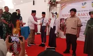 Tukang Kayu Mebel Jepara Terharu Anaknya Diterima Sekolah Rakyat: Kami Punya Masa Depan Lebih Baik