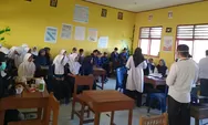 Cegah Anemia, Tim Kesehatan Oro Gading dan Puskesmas Borong Rappoa Edukasi Remaja di SMPN Satap 11 Bulukumba