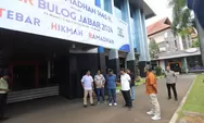 Ketua DPRD Kota Bandung, Tedy Rusmawan Tinjau Pasar Murah Ramadan Bulog Kanwil Jawa Barat