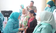 Lawan Stunting dengan Senyum: Ibu Hamil di Palembang Dapat Paket Bergizi  