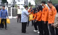 Buka puasa bersama BPBD dan Tagana, Kang Rey beri kadeudeuh untuk relawan di Subang