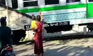 Cerita Ibu-ibu jadi Relawan Jaga Perlintasan Tanpa Palang Pintu di Wonogiri