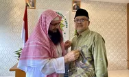 Ketum Persis Tersentak Hatinya Ketika Mendengar Ulama Palestina Syekh Murraweh Bercerita Tentang Gaza, Ini Ungkapanya