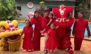 Ruben Onsu Panggil Barongsai Rayakan Imlek Bareng Keluarga di Rumah