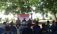 Kapolres Kepulauan Seribu AKBP Ajie Lukman Hidayat Gelar 'Jumat Curhat' di Pulau Untung Jawa: Sampaikan Harapan dan Solusi Kamtibmas
