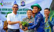 Serahkan Bantuan Pupuk dan Benih, Pj. Gubernur Heru Perkuat Sinergi Wujudkan Ketahanan Pangan Warga Jakarta