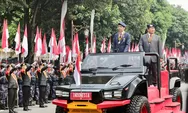 Momen Jokowi dan Prabowo Bersanding Naik Jip Pindad Cek Pasukan Apel Pengamanan Pelantikan Presiden-Wapres