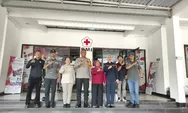 Peringati Hari Humas Polri ke-74, Polres Metro Jakarta Utara Gelar Aksi Donor Darah Bersama PMI
