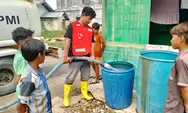 Jejak Ari Kurniawan, Relawan PMI Kota Tangerang, di Balik Truk Tangk di Tengah Banjir Bandang Aceh
