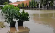 Ruang Kelas SMAN 4 Tangsel Terendam Banjir, Aktivitas Belajar Terganggu
