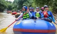 Tinawati Andra Soni Jajal Wisata Air Kali Cibanten