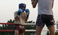 Jelang Kejurda Kickboxing Banten 2026, Atlet Kickboxing Tangsel Matangkan Teknik Lewat Sparring Bersama Sapu Jagat Camp