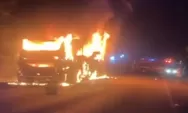 Bus AKAP Jakarta-Padang Ludes Terbakar di Bayung Lencir Muba, Seluruh Penumpang Berhasil Menyelamatkan Diri