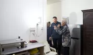  PLN NP Menyerahkan Rumah ke-39 dalam Program Bedah Rumah Sehat