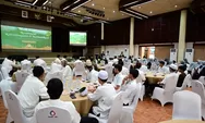 Lewat Roadshow Kelembagaan, Badak LNG dan SKK Migas Bagikan 1.000 Paket Bapokting di Bontang