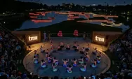 Malam Ini di TMII: Kecak Glow in The Dark Tampil Lebih Magis