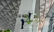 Cuaca Buruk Melanda Bandara Soekarno-Hatta, Petugas Bergerak Cepat Mengendalikan Operasional Tetap Aman dan Tertib