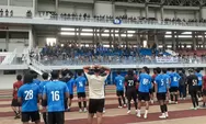 PSIM Bertolak ke Padang, Diberi Dukungan Ratusan Suporter Saat Latihan di Mandala Krida