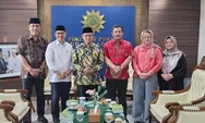 Hasto Wardoyo-Wawan Harmawan Sowan ke Muhammadiyah 