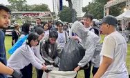 Ratusan Pelajar SMA/SMK di Jogja 'Plogging' Olahraga Sambil Kumpulkan Sampah di JCWF