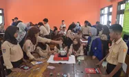   Gerakan Generasi Sadar Sampah: Kolaborasi UNY dan SMPN 1 Playen Sulap Minyak Jelantah Jadi Lilin Aromatik