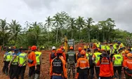 DMC Dompet Dhuafa Terus Sisir Area Terdampak Longsor, Belasan Korban Masih Tertimbun