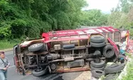Truk Air Mineral Terguling di Bukit Bego, Jalan Imogiri-Dlingo