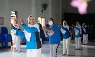 KKN UAD Dorong Gaya Hidup Sehat, Puluhan Lansia Ikuti Senam dan Cek Kesehatan Gratis