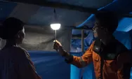 Dompet Dhuafa Distribusi Lampu Solar Panel, Alternatif Penerangan di Kala Darurat
