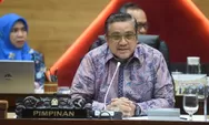 Guru Honorer Nyambi Jadi Pemulung Saat Pulang Mengajar, Legislator: Potret Buruk Penghargaan Negara Bagi Tenaga Pendidik