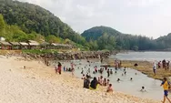 Lebaran 2024, Kunjungan Wisata Pantai Lhoknga di Taman Tepi Laut Aceh Ramai