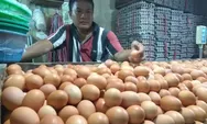 Warga Tangerang Terpaksa Beli Telur Pecah Imbas Kenaikan Harga