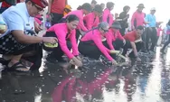Ketua Umum Bhayangkari Lepas 600 Tukik di Pantai Pangkung Tibah Tabanan