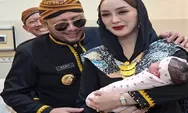 Bayi Beruntung Lahir Tepat Hari Jadi Kota Tegal Langsung Terima Dokumen Kependudukan dari Wali Kota