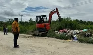 Kadistrik Arso Turun Lapangan Tangani Sampah