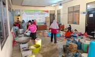 Dinsos Dirikan Dapur Umum untuk Layani 854 Pengungsi Banjir Rob