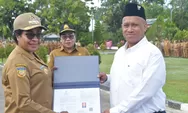 Markus Mansnembra Pamit dari Pemkab Biak Numfor, Pj Bupati Berikan Penghargaan Khusus